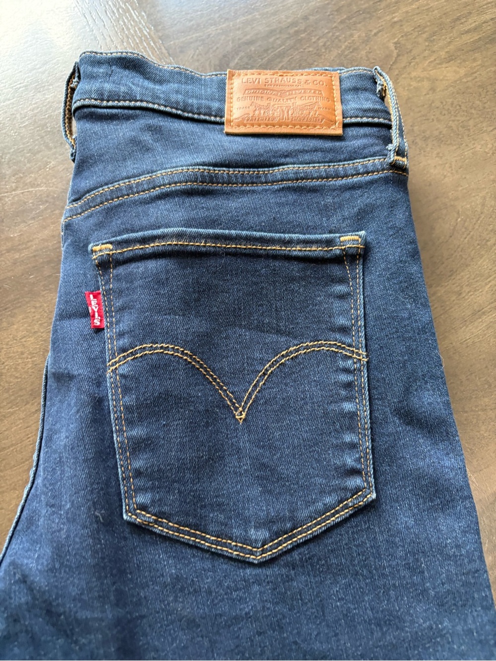 Levi's Women’s Skinny Jeans in Dark Blue Denim